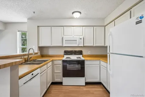 13843 E Lehigh Avenue Aurora CO 80014