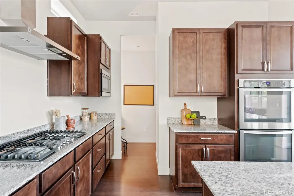 2595 Joliet Street Aurora CO 80010