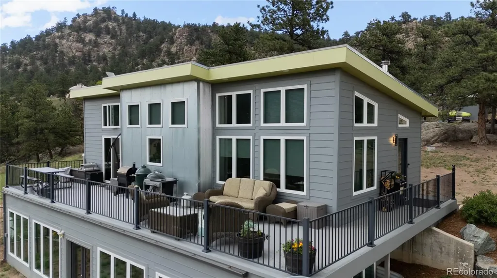 1404 Rowell Drive Lyons CO 80540