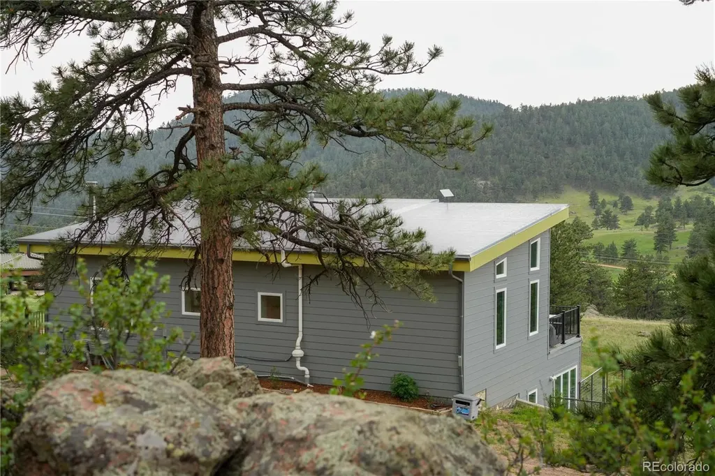 1404 Rowell Drive Lyons CO 80540