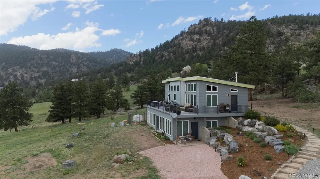 1404 Rowell Drive Lyons CO 80540