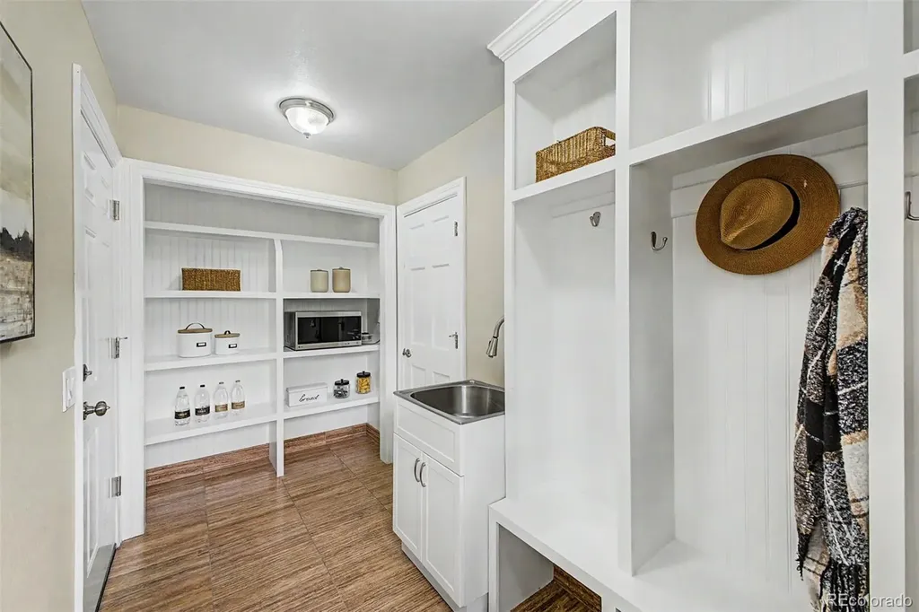 1249 E Green Meadow Lane Greenwood Village CO 80121