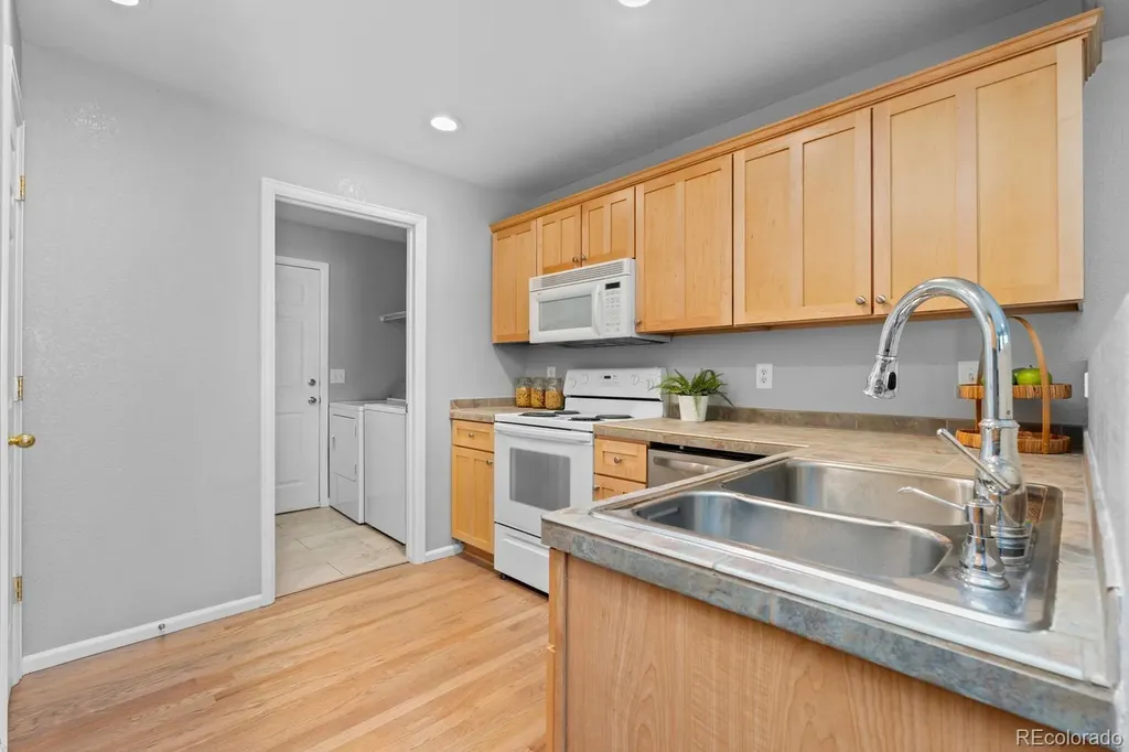 8019 S Kittredge Court Englewood CO 80112