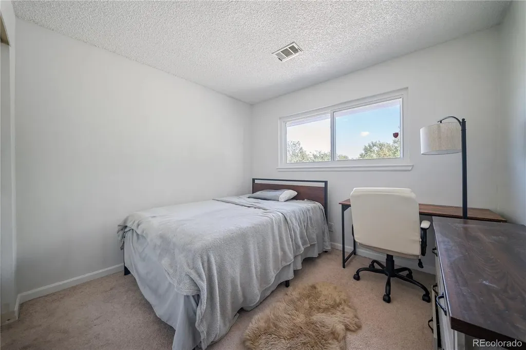 1300 S Carson Way Aurora CO 80012