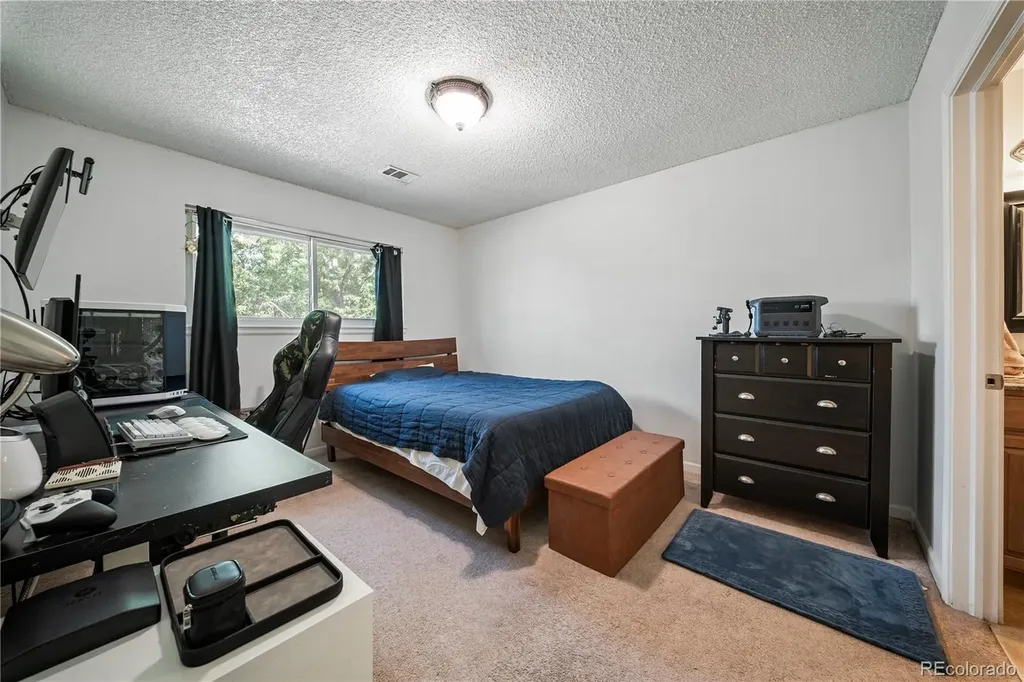 1300 S Carson Way Aurora CO 80012