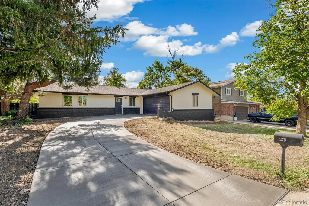 279 S Revere Street Aurora CO 80012