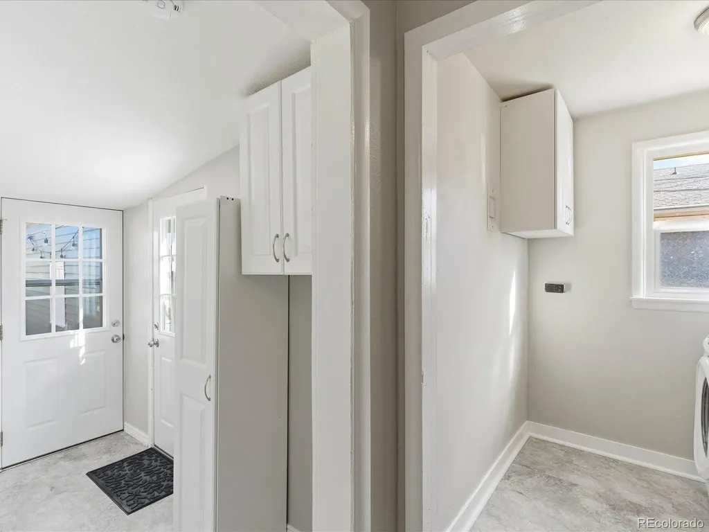 2746 S Irving Street Denver CO 80236