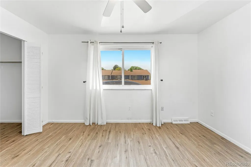 125 Paris Circle Aurora CO 80011