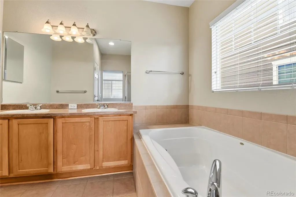 4031 S Odessa Street Aurora CO 80013