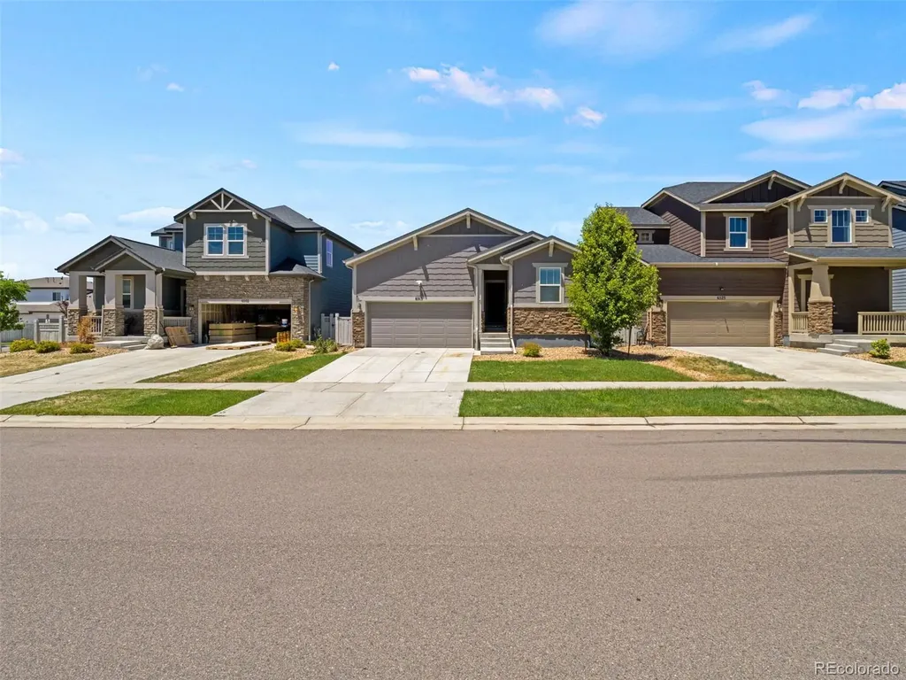 6513 N Ceylon Street Denver CO 80249