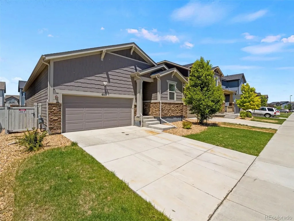 6513 N Ceylon Street Denver CO 80249