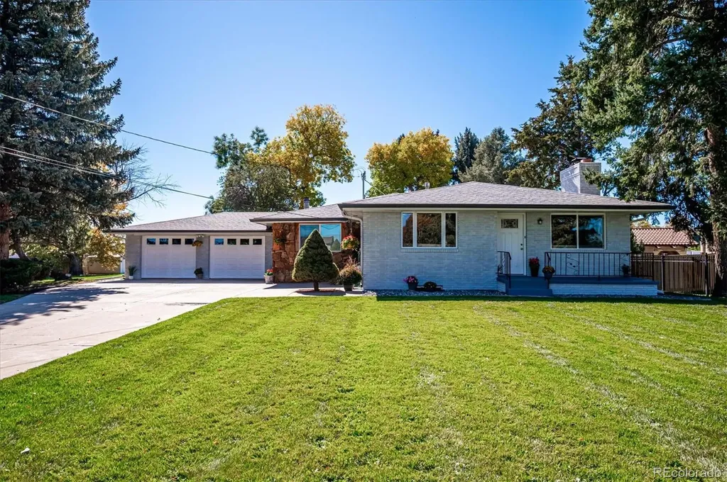 8690 W Jefferson Avenue Lakewood CO 80235