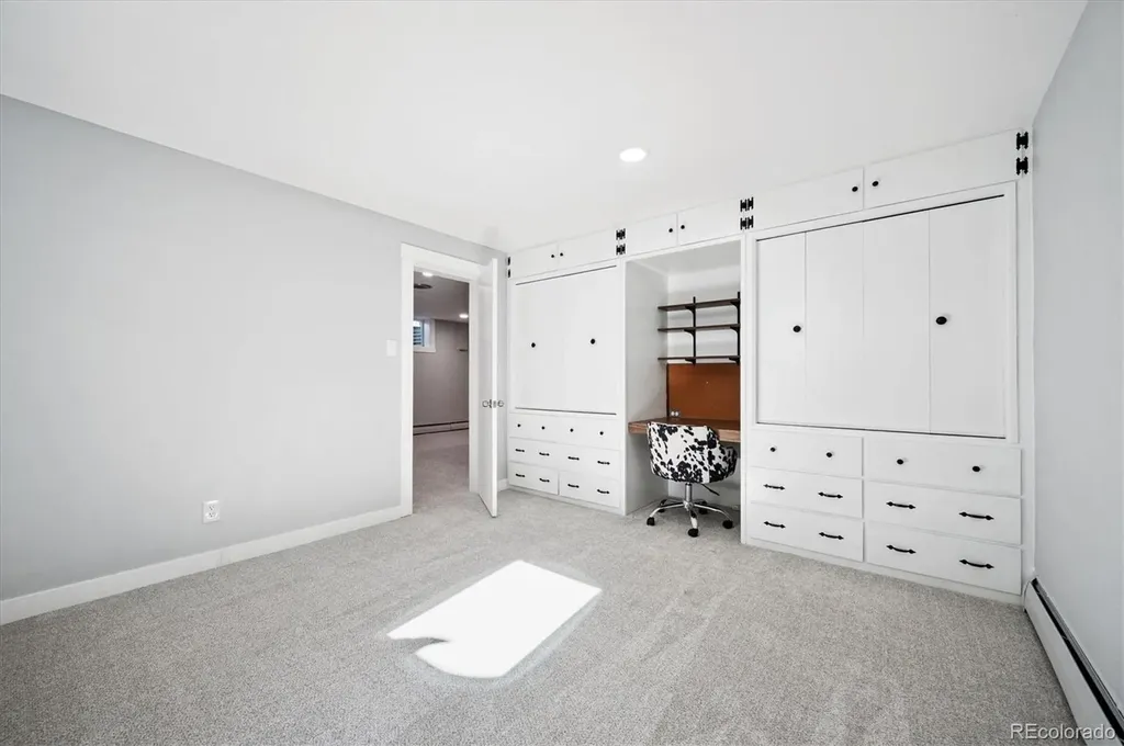 8690 W Jefferson Avenue Lakewood CO 80235