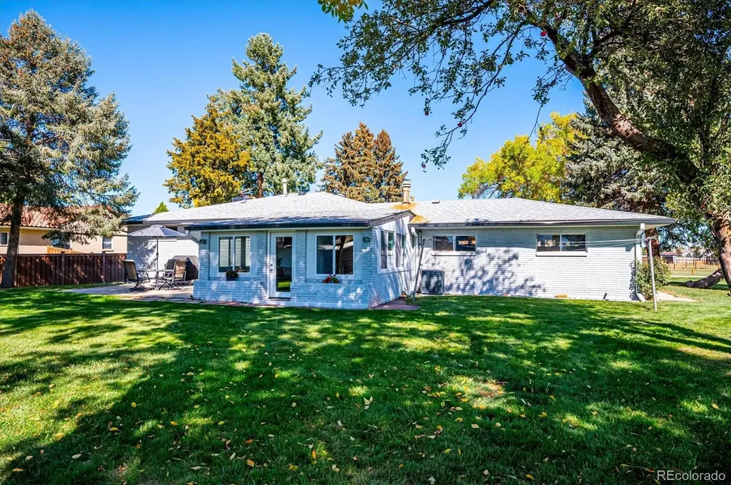 8690 W Jefferson Avenue Lakewood CO 80235