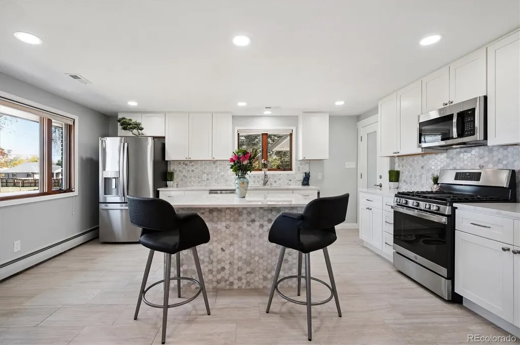 8690 W Jefferson Avenue Lakewood CO 80235