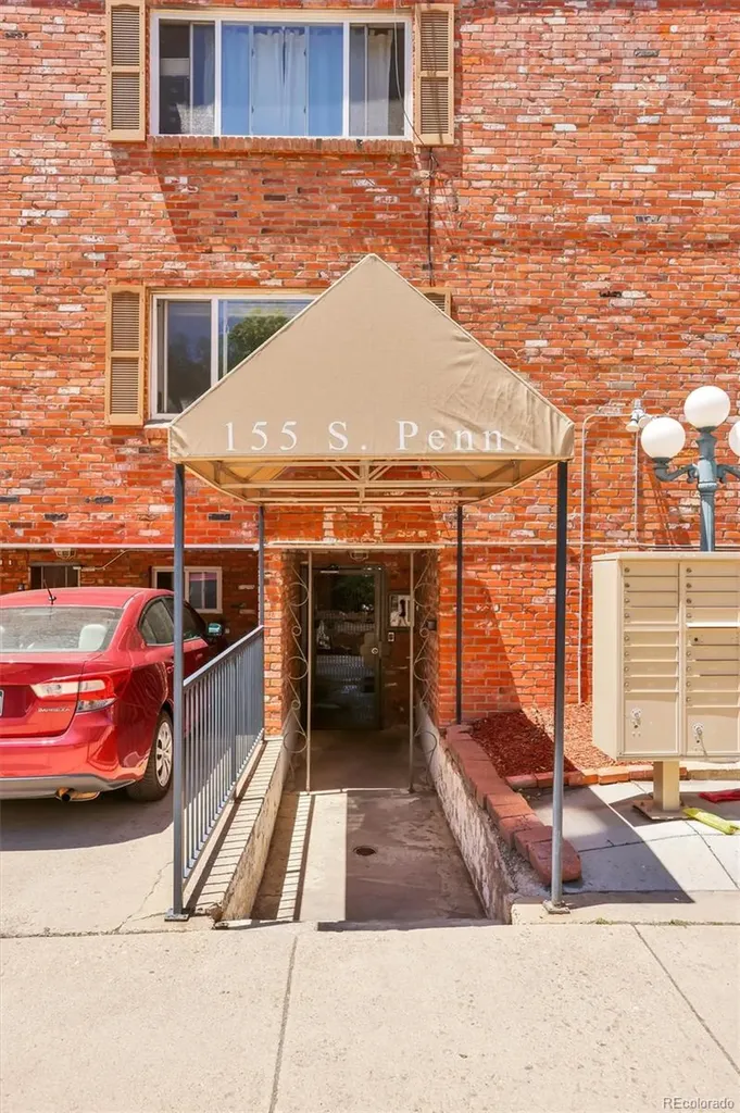 155 S Pennsylvania Street Denver CO 80209