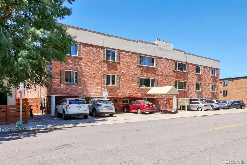 155 S Pennsylvania Street Denver CO 80209