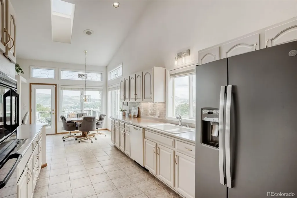 542 Canyon Point Circle Golden CO 80403