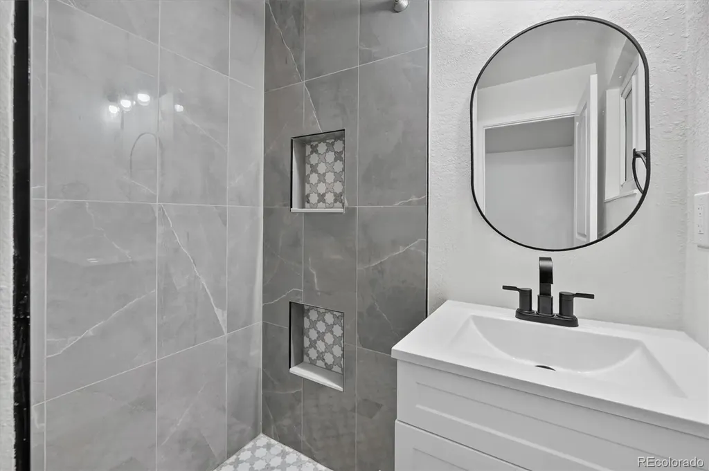 10775 W 68th Avenue Arvada CO 80004