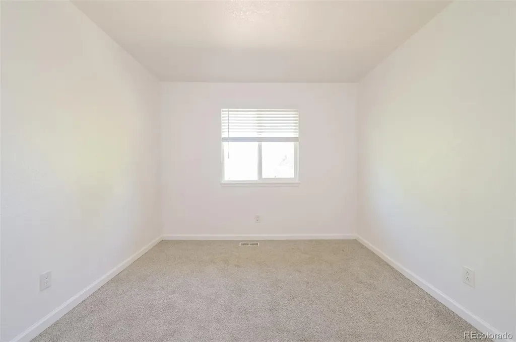 3226 S Danube Street Aurora CO 80013