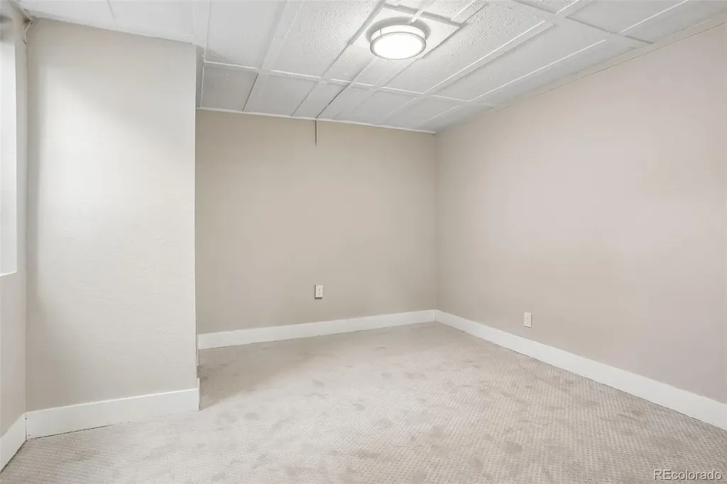 3855 N Cook Street Denver CO 80205