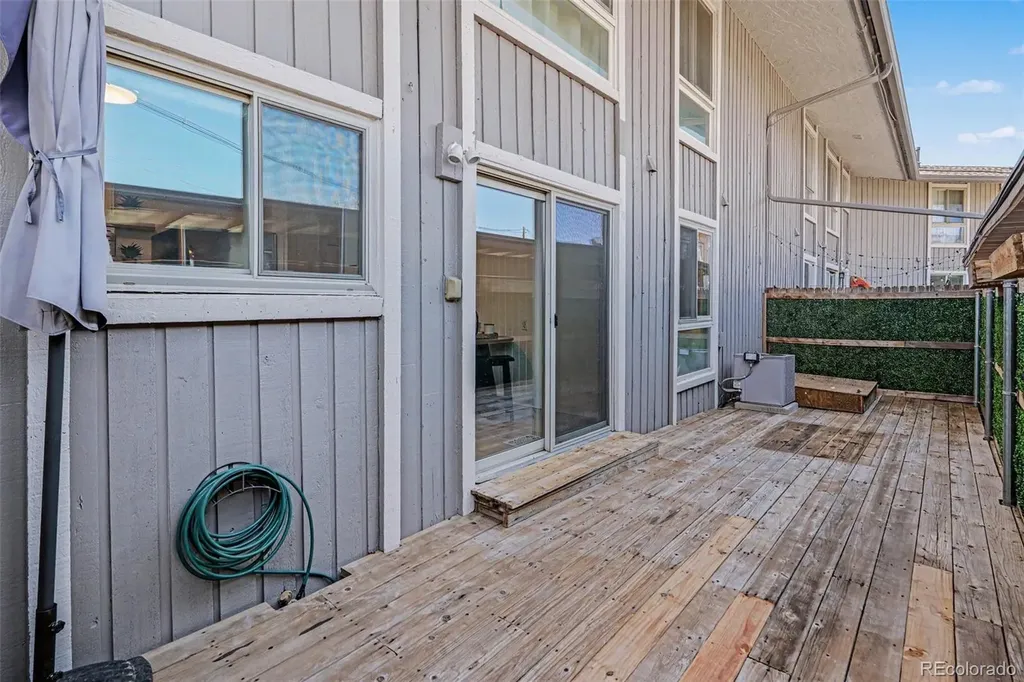 6495 E Happy Canyon Road Denver CO 80237