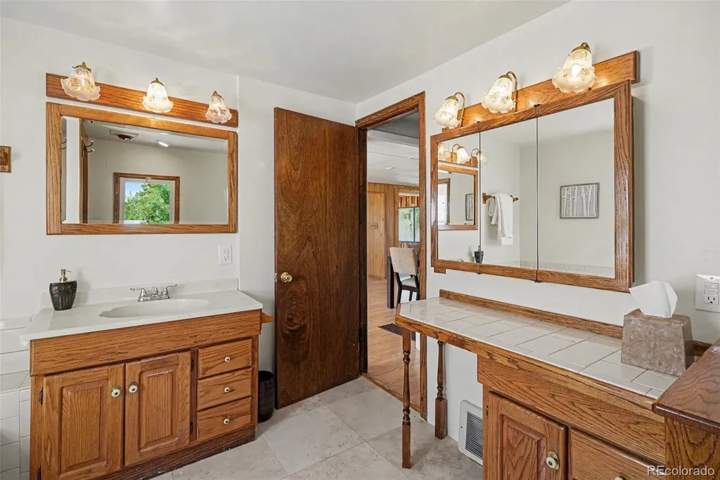 27887 Richmond Hill Road Conifer CO 80433
