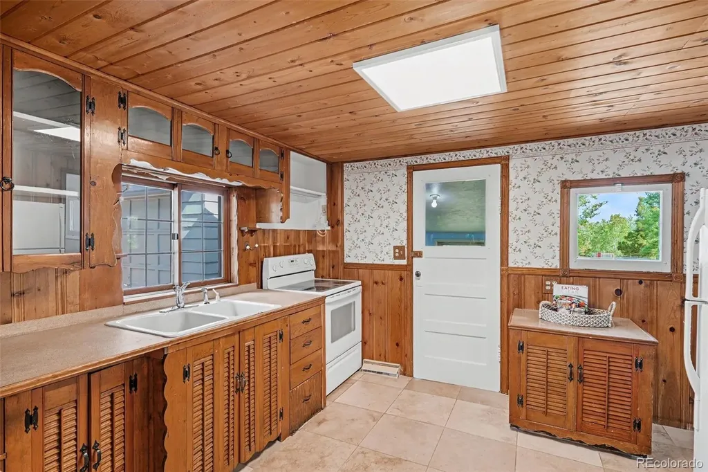 27887 Richmond Hill Road Conifer CO 80433