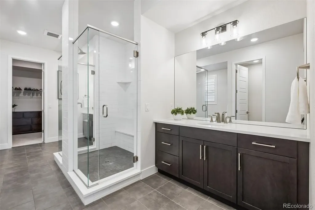 5884 Boston Street Denver CO 80238
