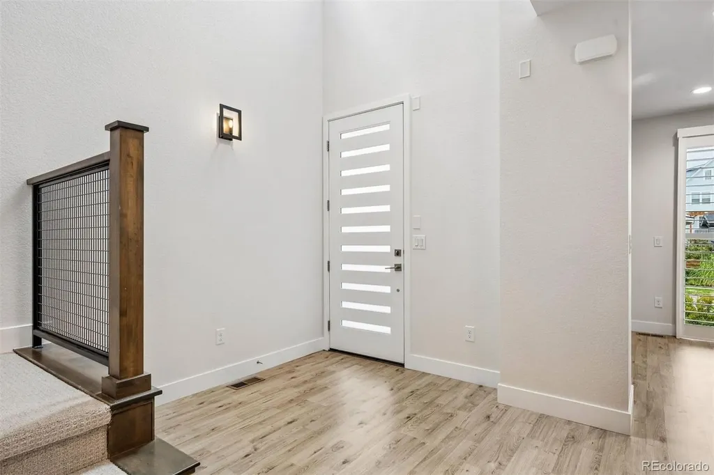 5884 Boston Street Denver CO 80238