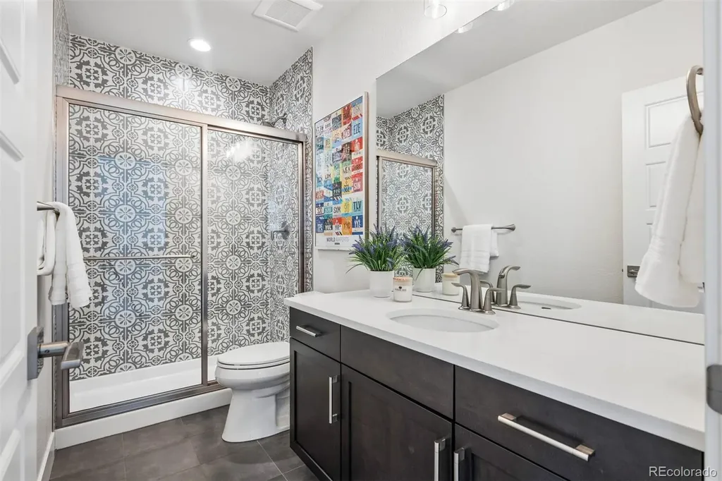 5884 Boston Street Denver CO 80238