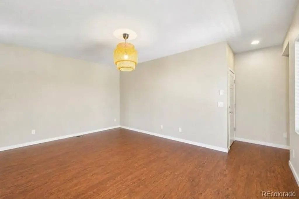 10202 Southlawn Circle Commerce City CO 80022