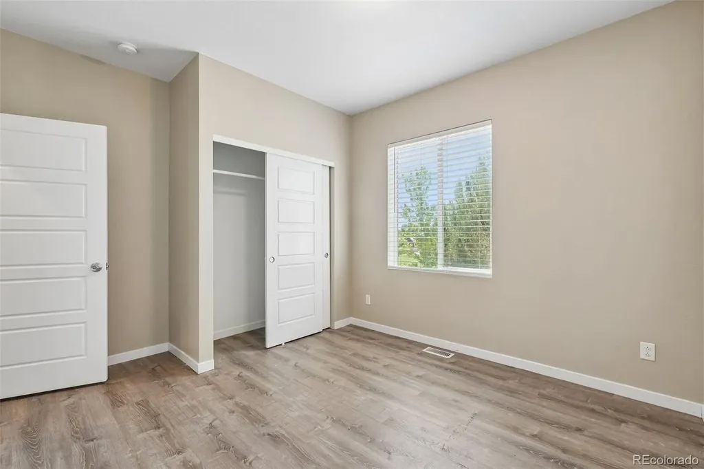 10202 Southlawn Circle Commerce City CO 80022