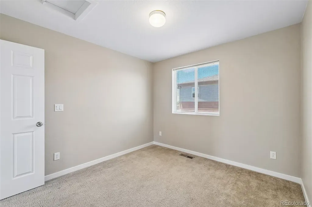 10202 Southlawn Circle Commerce City CO 80022