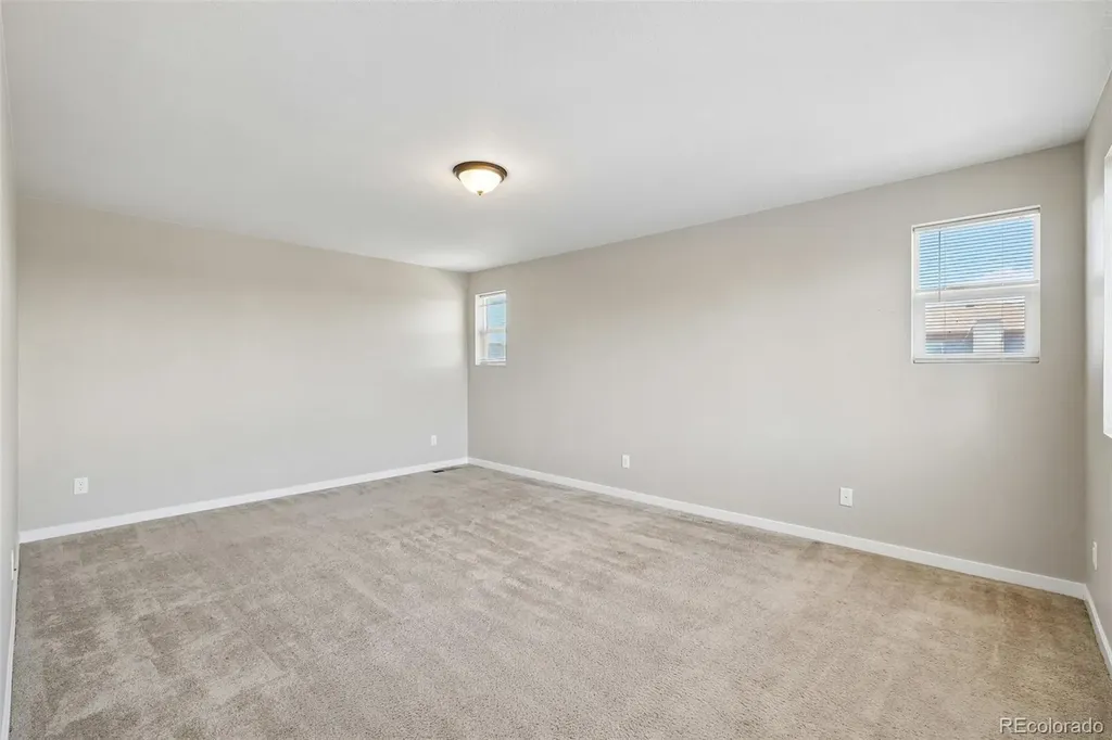 10202 Southlawn Circle Commerce City CO 80022