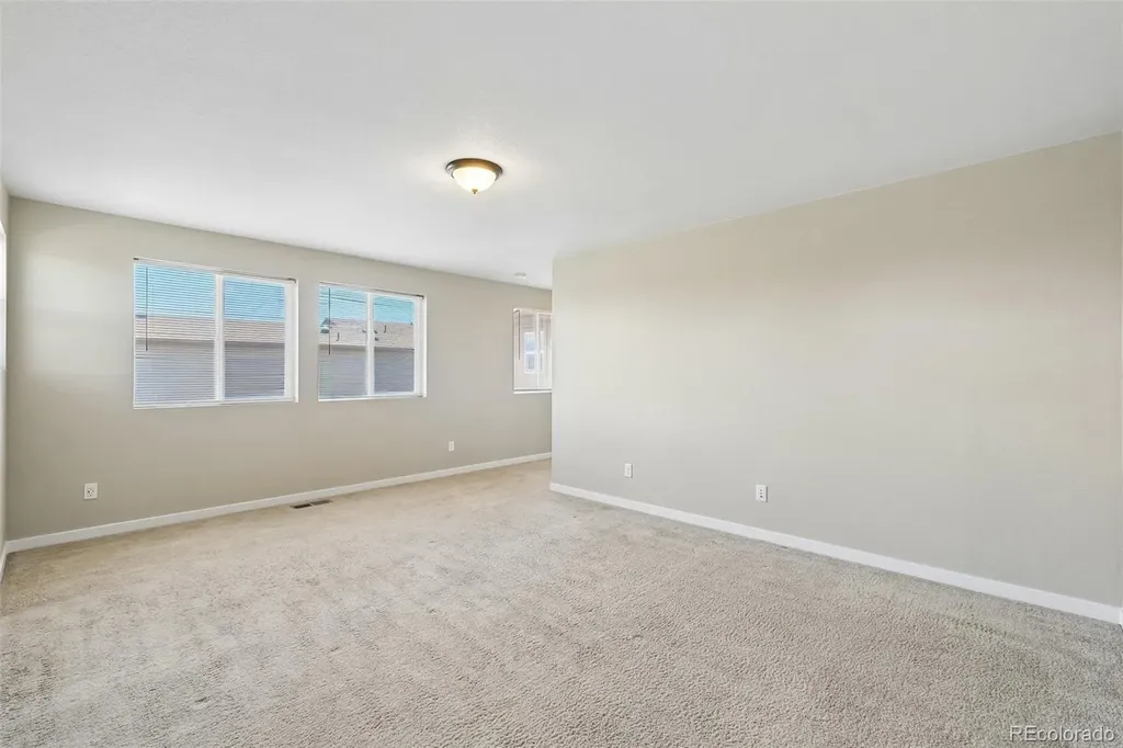 10202 Southlawn Circle Commerce City CO 80022