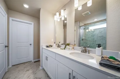 21842 E 46th Place Aurora CO 80019