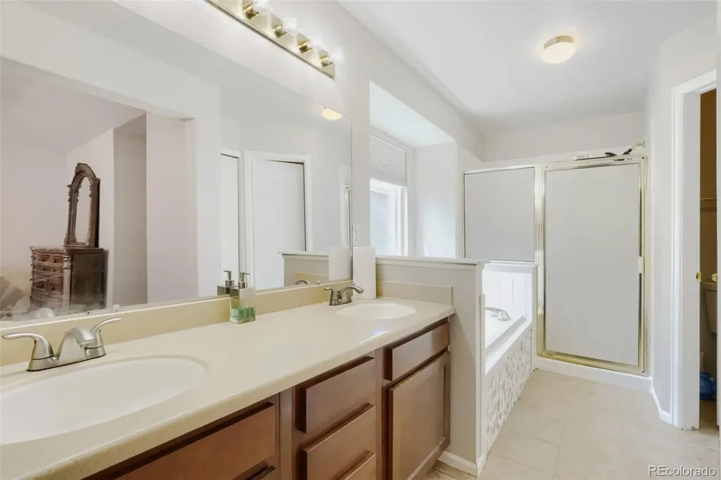 5307 S Jebel Way Aurora CO 80015