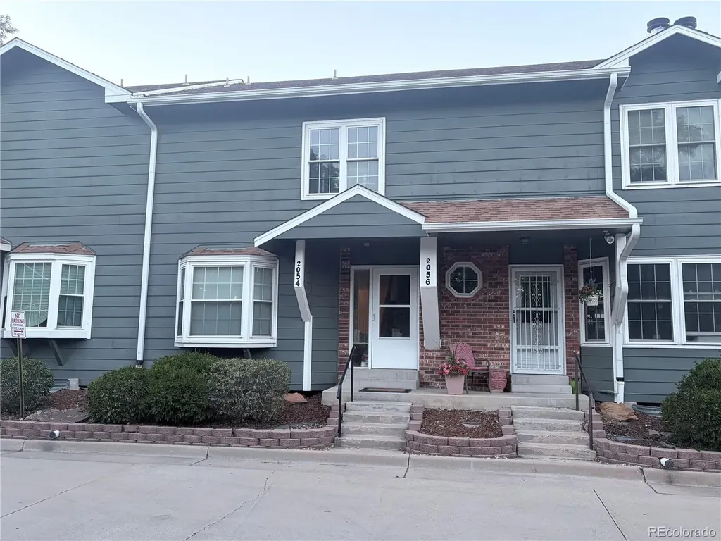 2054 S Balsam Street Lakewood CO 80227