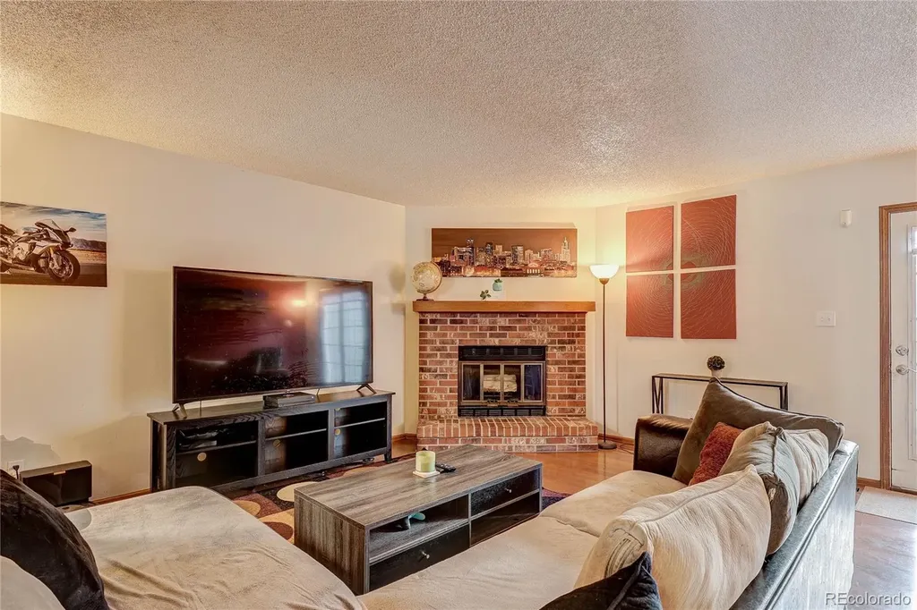2054 S Balsam Street Lakewood CO 80227