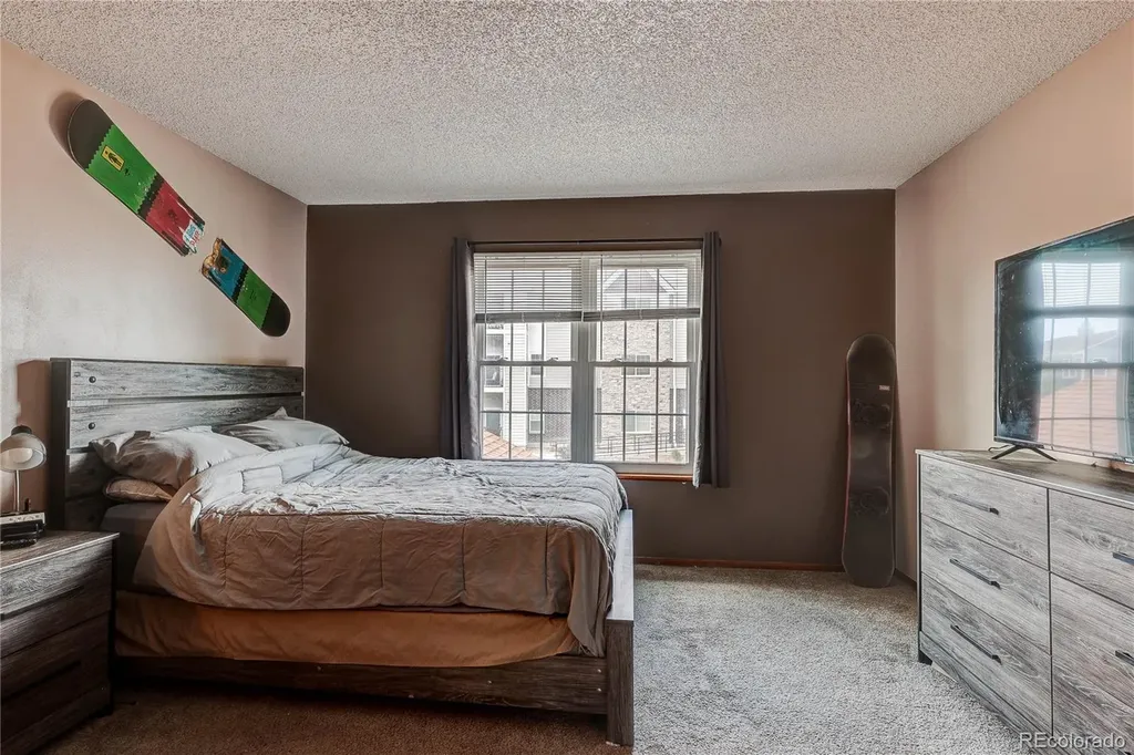 2054 S Balsam Street Lakewood CO 80227