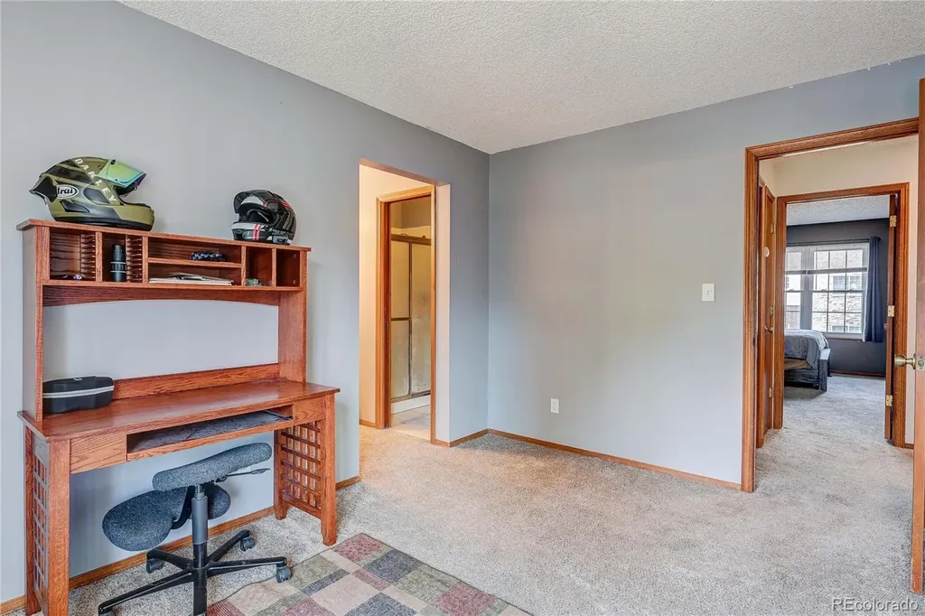 2054 S Balsam Street Lakewood CO 80227