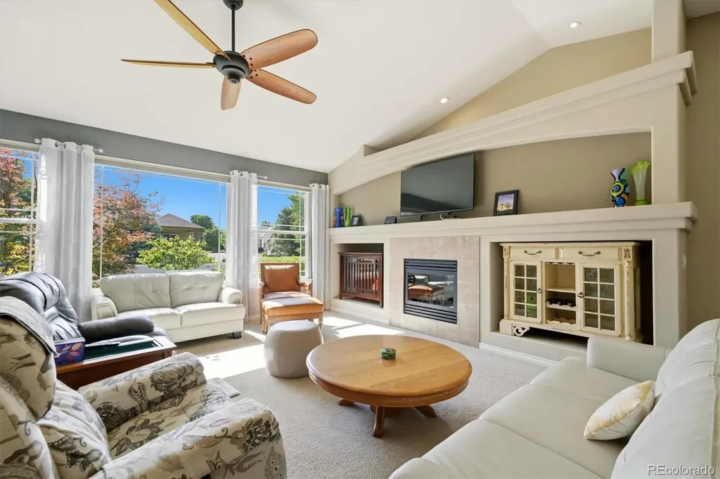 8711 Wild Horse Way Longmont CO 80504