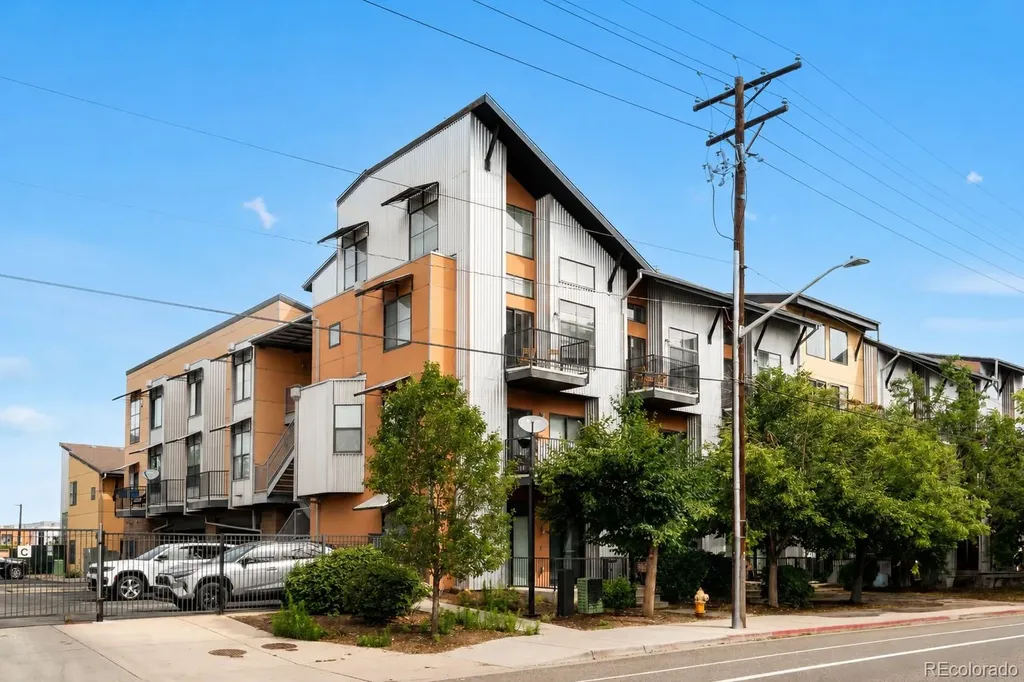 3149 Blake Street Denver CO 80205