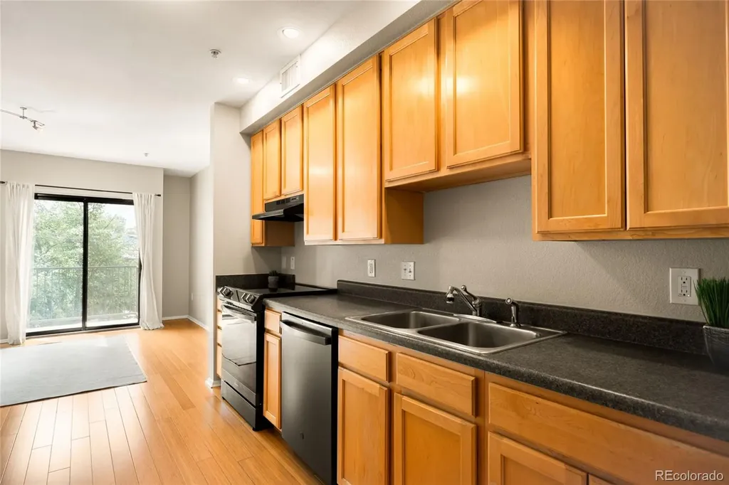 3149 Blake Street Denver CO 80205