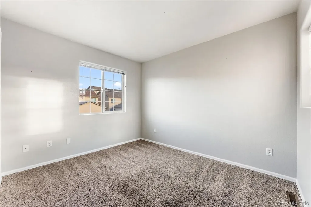 672 Cima Vista Point Colorado Springs CO 80916