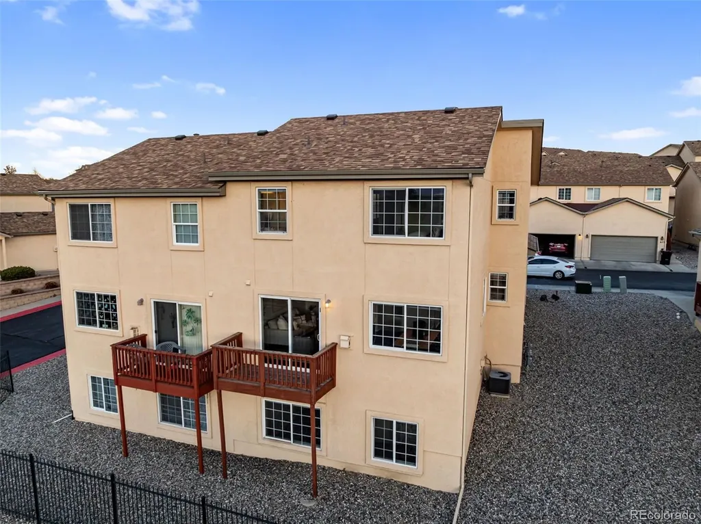 672 Cima Vista Point Colorado Springs CO 80916