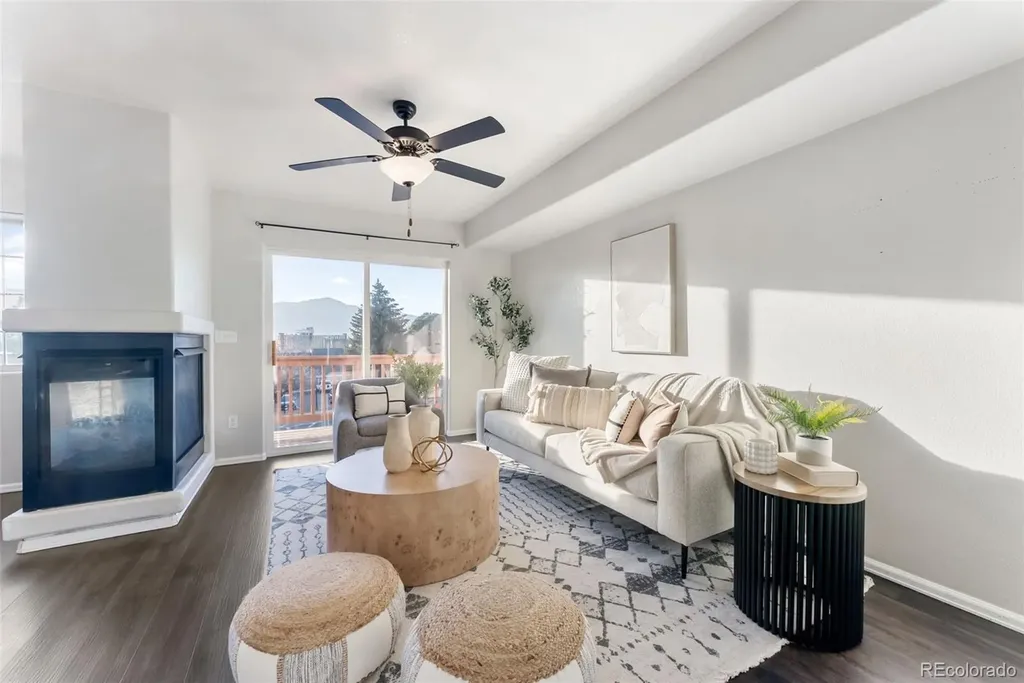672 Cima Vista Point Colorado Springs CO 80916