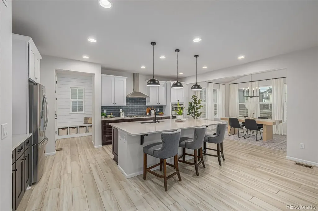 3986 Fultondale Street Aurora CO 80019