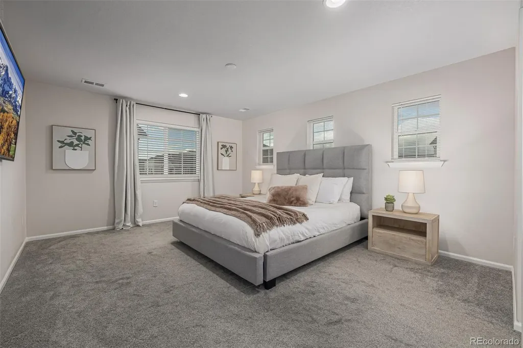 3986 Fultondale Street Aurora CO 80019
